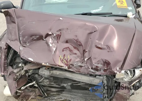 2004 Chrysler Town-Count z USA, uszkodzony, nr VIN 2C4GP44R74R507807